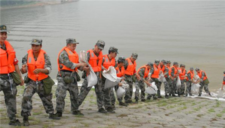 八一建軍節:致敬中國軍人,液化氣儲罐廠家獻給***可愛的人！